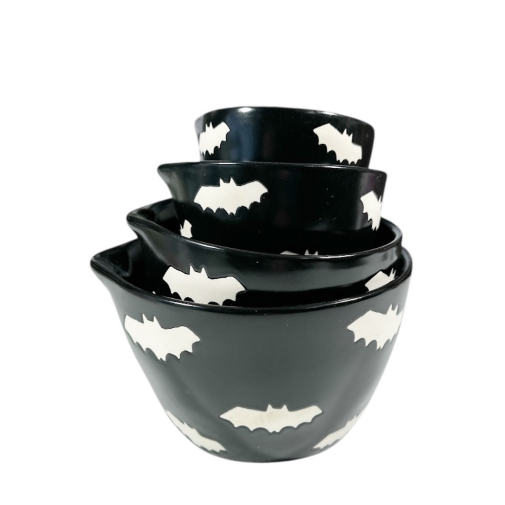 NEW Rae Dunn HALLOWEEN BAT MEASURING CUP Set/4 - Black - Picture 2 of 5